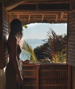 Going to a Christmas Market? These Essentials Will Save You from Regrets