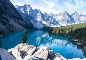 25 Beautiful Lakes in the Canadian Rockies to Visit