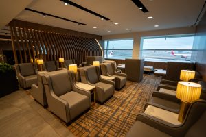 Amex Canada to Limit Lounge Access for Platinum Cardholders Starting 2027