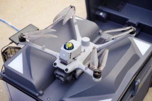 DJI дронове подобряват поддръжката на възобновяеми мегастанции