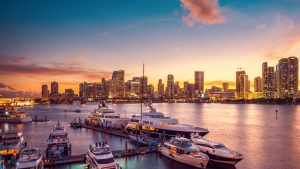 Top 25 Best Places to Visit in December USA: Snowy Escapes & Warm Getaways