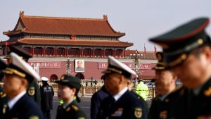 Висшият законодателен орган на Китай отстранява 9 военни преди “двете сесии” в Пекин