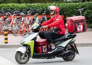 Новата китайска тенденция за запознанства „градска работа“ насърчава любовта в движение, докато двойките печелят допълнителни пари