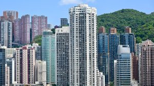 Макро фон шамандури HK realty mkt