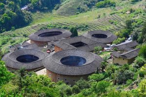 Традиционни глинени сгради, съживени чрез бутиково гостоприемство, култура