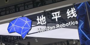 Horizon Robotics с отворен код HoloMotion-1: 4B модел на малкия мозък на робот, работещ с 300 FPS на устройство