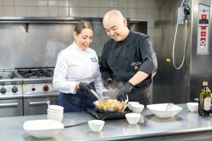 Кулинарни шоута привличат чуждестранни посетители в Шанхай